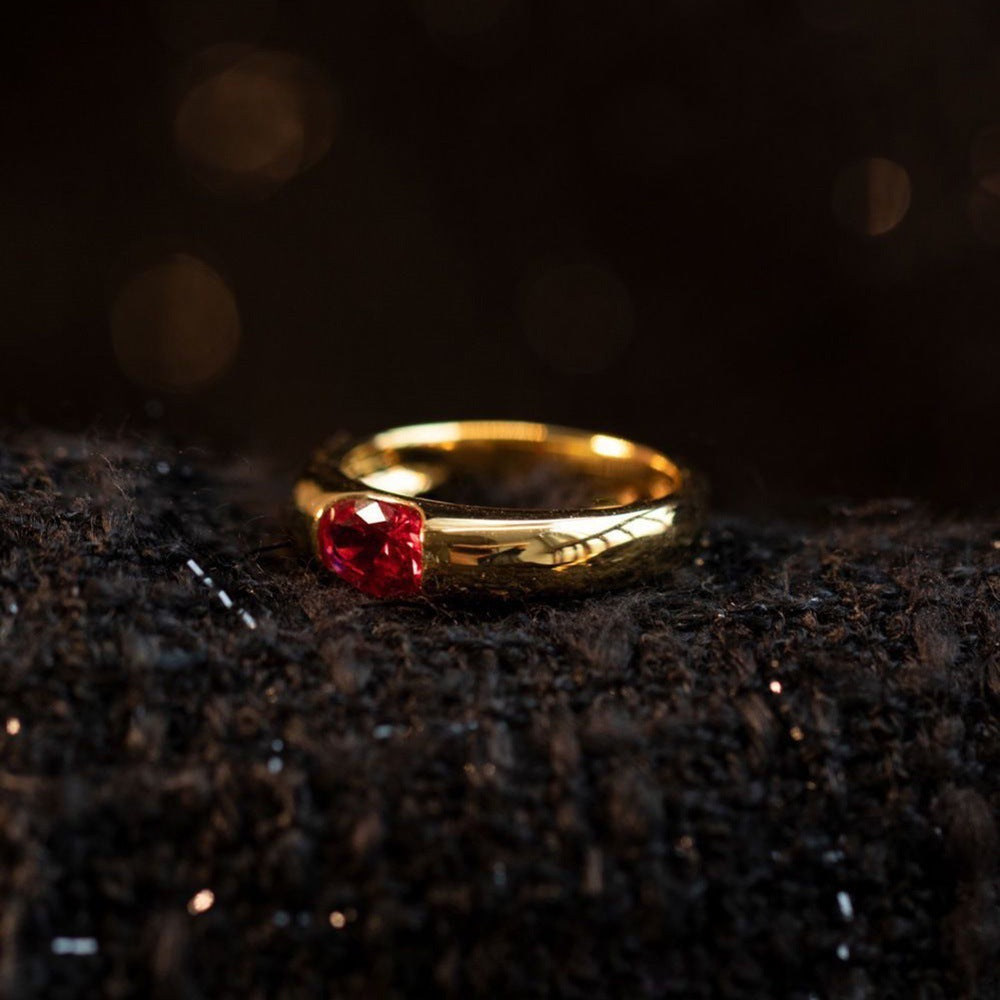 Retro Simple Ruby Emerald Men's And Women's Same Stylish Glossy Ring